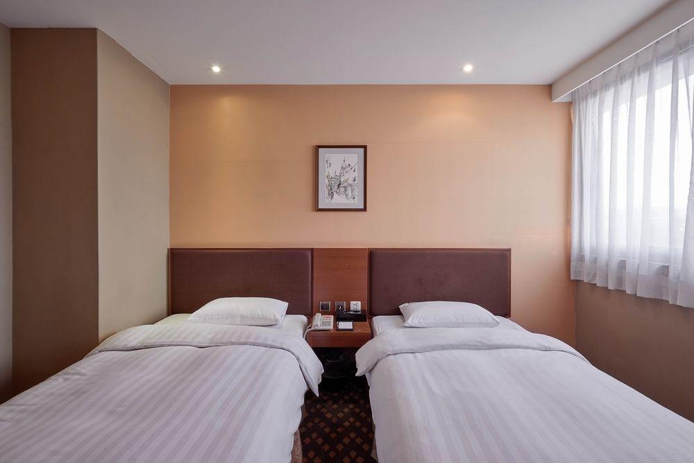 Orange Hotel - Park, Tajcshung Kültér fotó